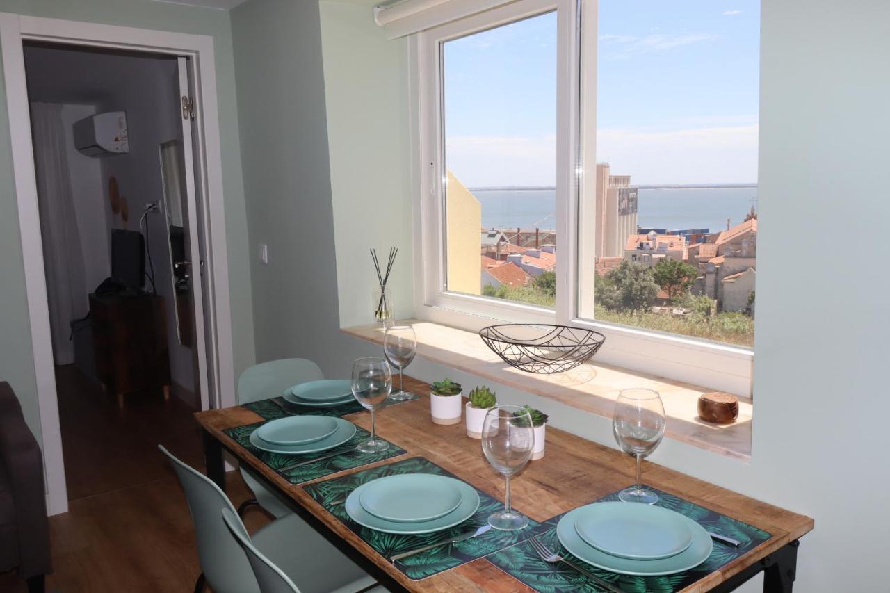 Lisbon, T2 Renewed Duplex With River View, Beato, Лісабон Екстер'єр фото